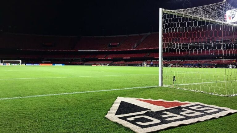 Com tantos jogos emocionantes, este sábado promete ser um dia inesquecível para os fãs de futebol.